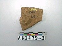 藏品(紅色夾砂蓆紋陶蓋)的圖片